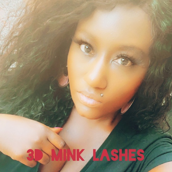 2for1🔥Luxury Eyelashes- Lisa B’s new collection🔥 - Picture 2 of 7